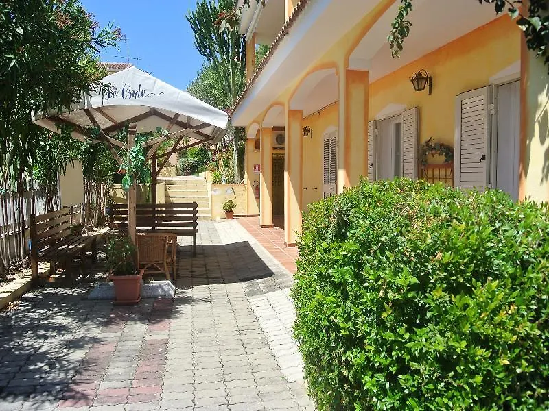 Residence Le Onde Badesi 3*,  Italy