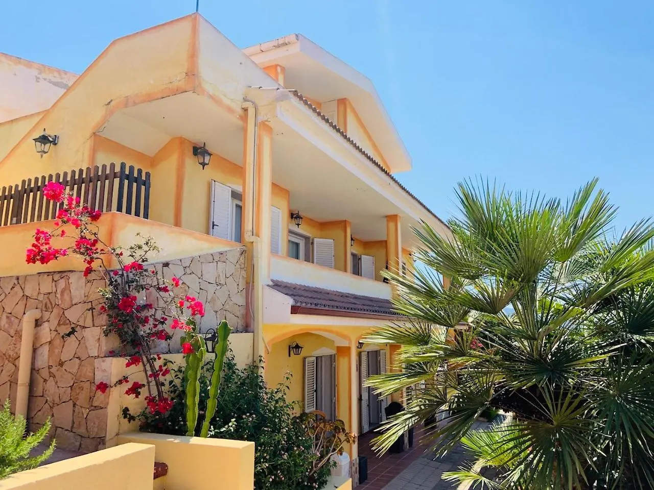 Residence Le Onde Badesi 3*,
