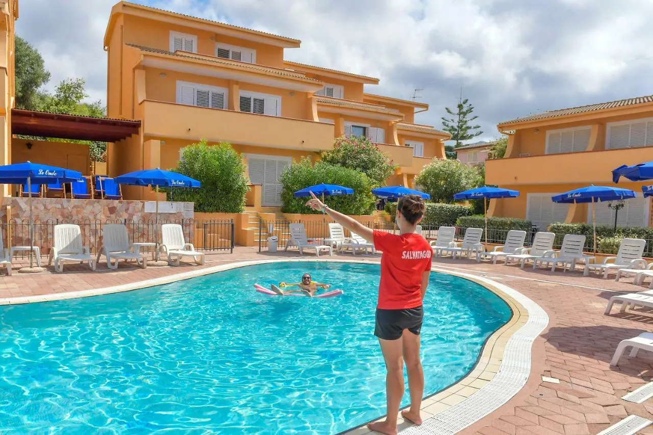 Residence Le Onde Badesi Italy