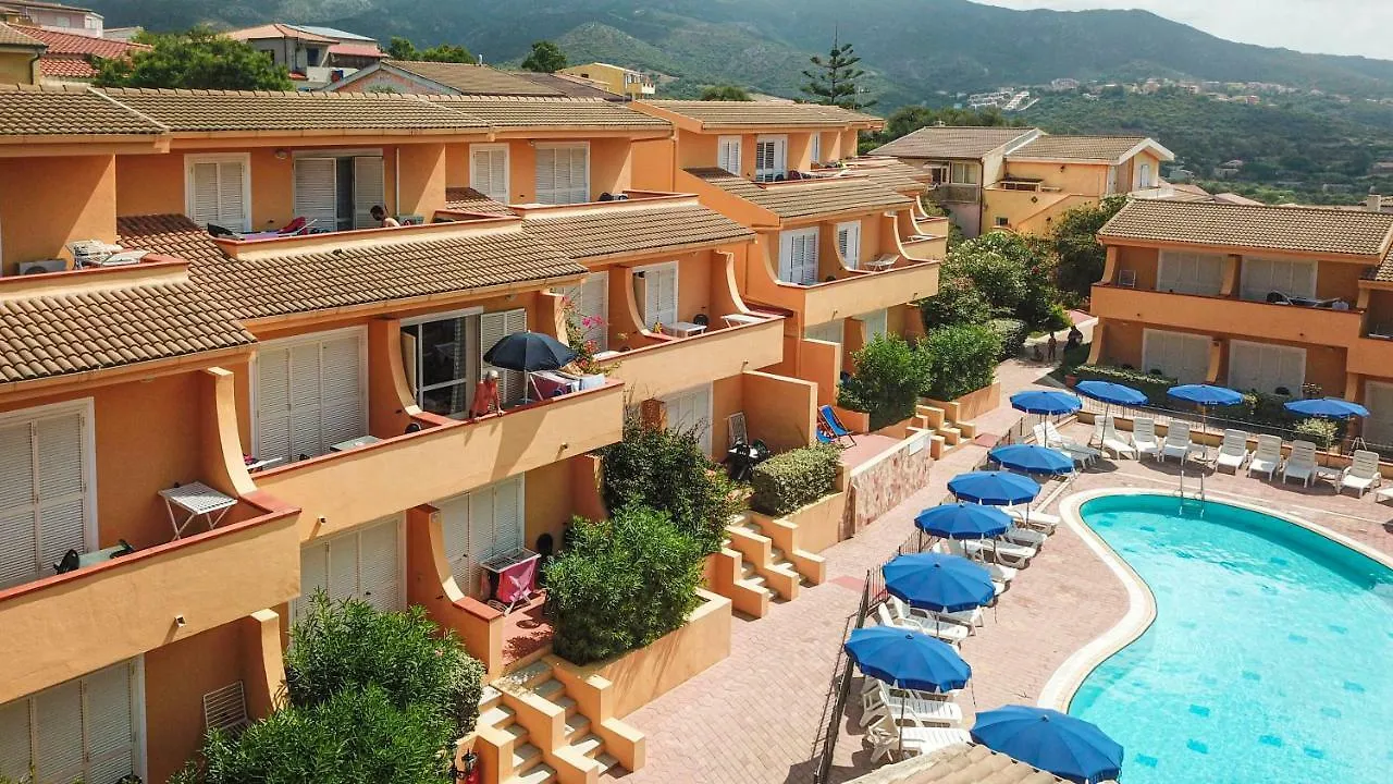 *** Aparthotel Residence Le Onde Badesi Italy