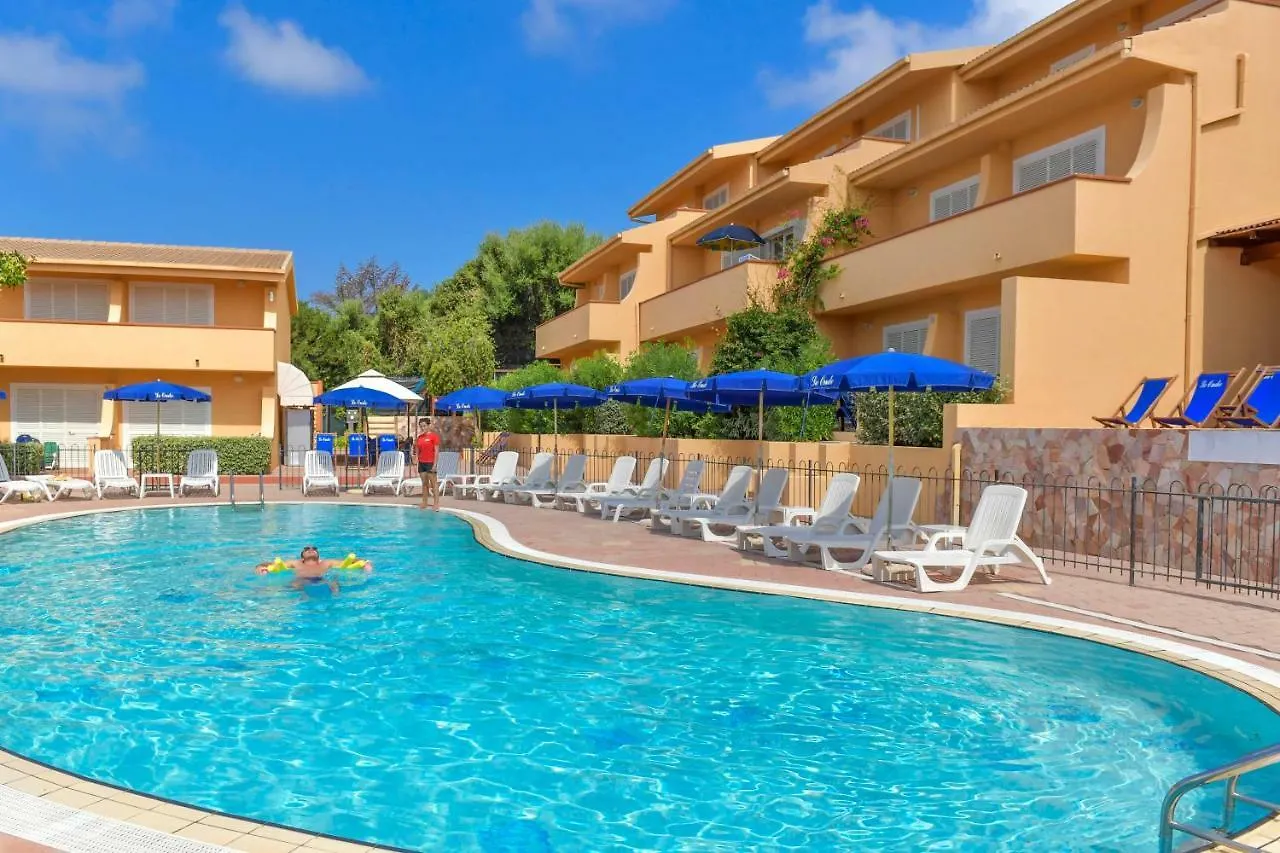 Residence Le Onde Badesi Aparthotel